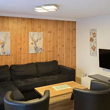 Apartment Adonis *